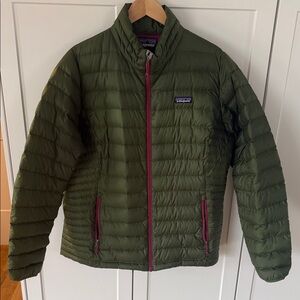 Patagonia Olive Quilted Jacket with Burgundy Accents
